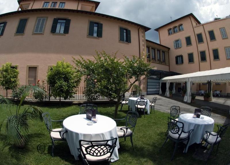 Hotel Villa Vecchia Monte Porzio Catone Kültér fotó